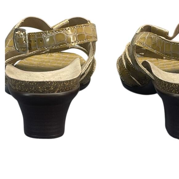 SAS Tripad Comfort Low Heel Sling-Back Mustard Yellow Patent Leather Sandal 9 - Picture 4 of 7